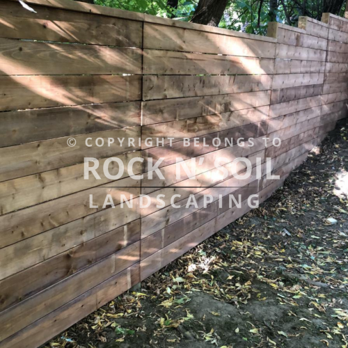 Beautiful and professionally installed new fence